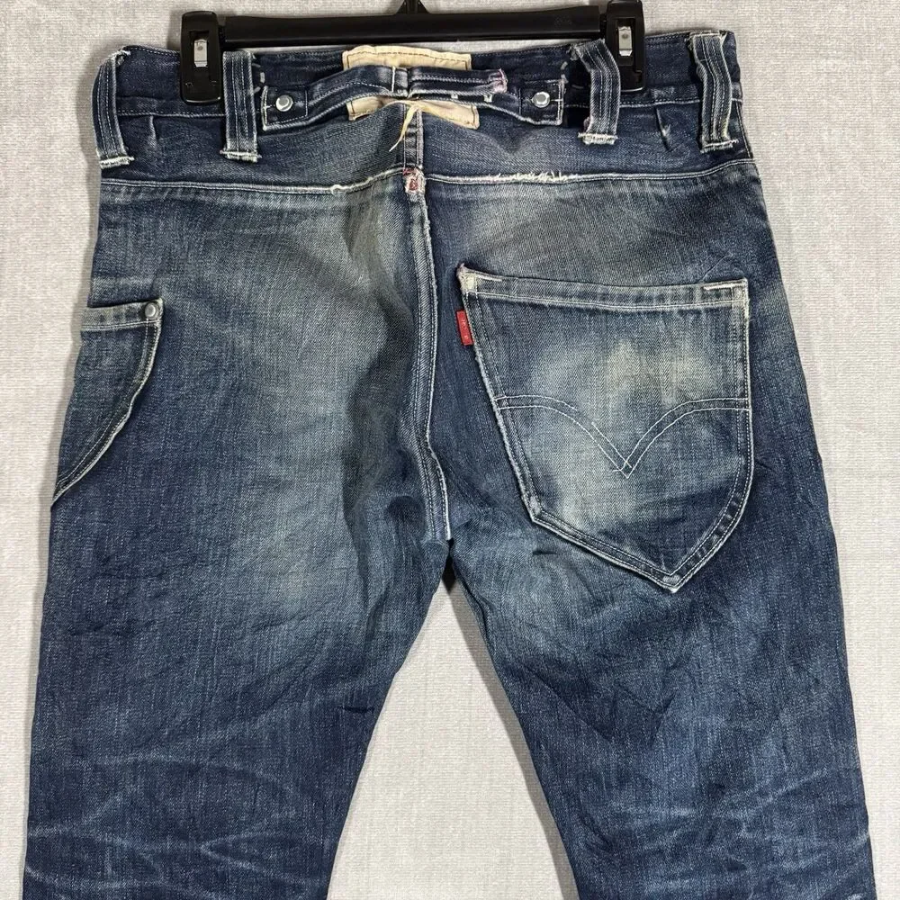 Levi’s Engineered Jeans W32 R111 Tapered Distressed Denim Y2K **UNIQUE - RARE**